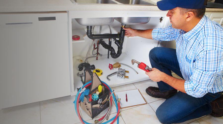 Professional expert plumbing services in Dowling, MI